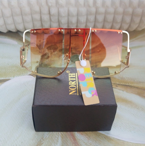 Accessories - NEW TRENDY SQUARE FASHION WOMAN SUNGLASSES


Class